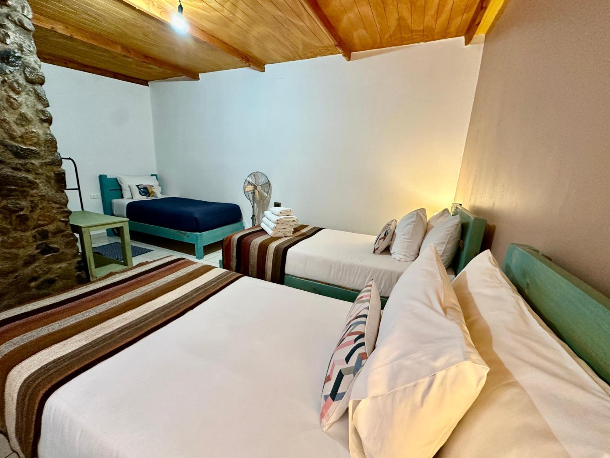Hostal Qachi Chentura Сан-Педро-де-Атакама Экстерьер фото